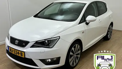 Wit Occasion 2017 Seat Ibiza CONNECT Hatchback | € 11.982 (Eerlijke prijs)