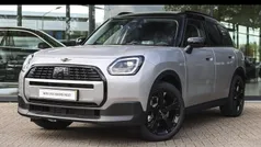 Gebruikt 2025 Mini Countryman Classic SUV | € 52.182 (Eerlijke prijs)