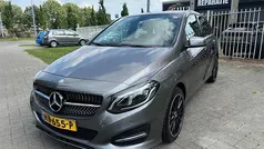 Grijs Gebruikt 2015 Mercedes B180 Ambition MPV | € 14.500 (Eerlijke prijs)