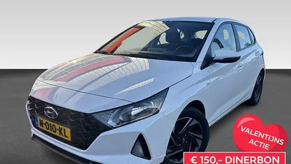 Wit Occasion 2021 Hyundai i20 Comfort Hatchback | € 16.430 (Eerlijke prijs)