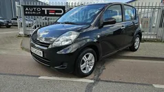 Zwart Gebruikt 2008 Daihatsu Sirion Hatchback | € 2.250 (Eerlijke prijs)