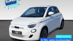 Gebruikt 2025 Fiat 500e Hatchback | € 30.270 (Eerlijke prijs)