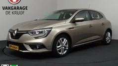 Gebruikt 2017 Renault Mégane IV Zen Hatchback | € 10.195 (Eerlijke prijs)