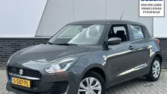 Grijs Gebruikt 2023 Suzuki Swift Comfort Hatchback | € 17.400 (Eerlijke prijs)