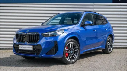 Blauw Gebruikt 2024 BMW X1 M Sport SUV | € 50.850 (Eerlijke prijs)