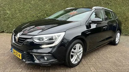 Occasion Renault Mégane GrandTour LIMITED 132 PK (97 kW) 2017 Zwart Stationwagen