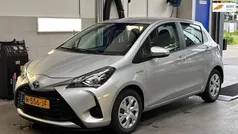 Zilver Gebruikt 2020 Toyota Yaris Active Hatchback | € 17.950 (Eerlijke prijs)