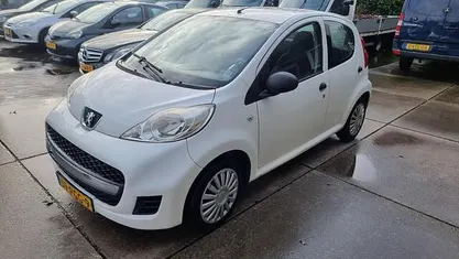 Occasion Peugeot 107 68 PK (50 kW) 2011 Hatchback
