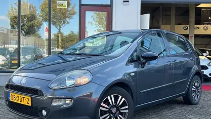 Grijs Occasion 2012 Fiat Punto Evo Easy Hatchback | € 3.499 (Eerlijke prijs)