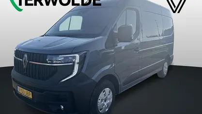 Stadsgrijs kpw Gebruikt 2024 Renault Master Van | € 28.445 (Super prijs)