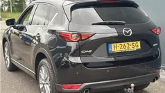 Jet black (zwart metallic) Gebruikt 2020 Mazda CX-5 Luxury SUV | € 29.950 (Eerlijke prijs)