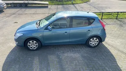 Blauw Gebruikt 2008 Hyundai i30 Dynamiq Hatchback | € 2.950 (Eerlijke prijs)