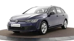 Blauw Gebruikt 2023 VW Golf VIII Life Stationwagen | € 20.840 (Goede deal)