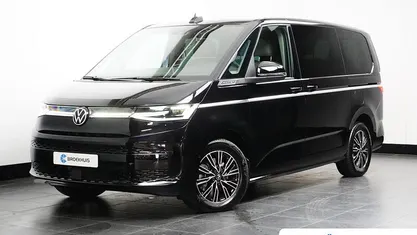 Zwart Gebruikt 2025 VW Multivan Style Van | € 65.895 (Eerlijke prijs)