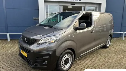 Gebruikt 2024 Peugeot Expert S Van | € 21.722 (Eerlijke prijs)