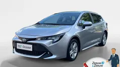 Grijs Gebruikt 2022 Toyota Corolla Hybrid Business Edition Stationwagen | € 22.490 (Super prijs)