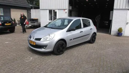 Occasion Renault Clio R.S. Authentique 75 PK (55 kW) 2008 Hatchback