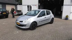 Grijs Gebruikt 2008 Renault Clio R.S. Authentique Hatchback | € 1.799 (Goede deal)