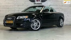 Zwart Gebruikt 2003 Audi A4 Cabriolet Exclusive Cabriolet | € 4.450 (Eerlijke prijs)