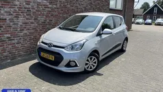 Grijs Gebruikt 2017 Hyundai i10 GO! Hatchback | € 8.450 (Eerlijke prijs)