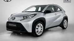 Gebruikt 2024 Toyota Aygo Play Hatchback | € 20.445 (Goede deal)