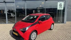 Gebruikt 2020 Toyota Aygo X-play Hatchback | € 14.445 (Eerlijke prijs)
