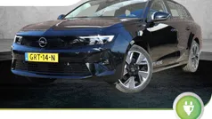 Zwart Gebruikt 2024 Opel Astra Edition Stationwagen | € 30.925 (Iets duurder)