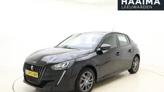 Zwart Gebruikt 2021 Peugeot 208 Active Hatchback | € 15.945 (Eerlijke prijs)