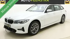Wit Gebruikt 2021 BMW 330 Basis Stationwagen | € 23.950 (Super prijs)