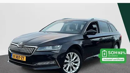 Zwart Gebruikt 2020 Skoda Superb Business Line Stationwagen | € 23.700 (Eerlijke prijs)