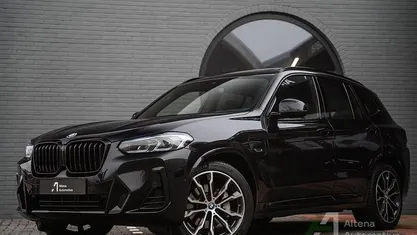 Zwart Gebruikt 2022 BMW X3 Executive SUV | € 42.950 (Eerlijke prijs)