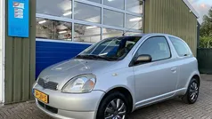 Gebruikt 2003 Toyota Yaris Hatchback | € 1.499 (Eerlijke prijs)