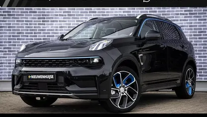 Zwart Gebruikt 2023 Lynk & Co 01 SUV | € 27.899 (Eerlijke prijs)
