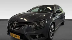 Grijs, metallic lak Gebruikt 2018 Renault Mégane GrandTour Bose Edition Stationwagen | € 12.430 (Eerlijke prijs)