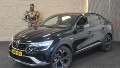 Zwart Gebruikt 2022 Renault Arkana Engineered SUV | € 22.999 (Super prijs)
