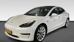 Wit Gebruikt 2020 Tesla Model 3 Standard Range Sedan | € 17.995 (Eerlijke prijs)