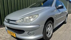 Gebruikt 2003 Peugeot 206 Quiksilver Hatchback | € 1.150 (Eerlijke prijs)