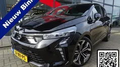 Zwart parelmoer Gebruikt 2024 Mitsubishi Colt Edition Hatchback | € 24.445 (Eerlijke prijs)