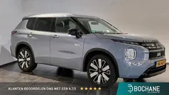 Gebruikt 2025 Mitsubishi Outlander Instyle SUV | € 59.445 (Eerlijke prijs)