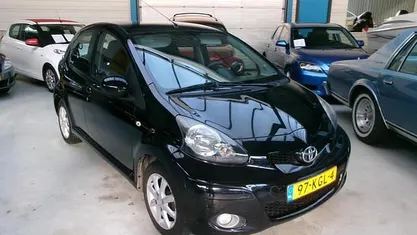 Occasion Toyota Aygo Comfort 68 PK (50 kW) 2010 Zwart Hatchback