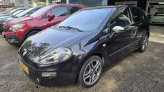 Zwart, metallic lak Gebruikt 2013 Fiat Punto Evo Sport Hatchback | € 4.495 (Eerlijke prijs)