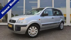 Gebruikt 2008 Ford Fusion Cool & Sound Edition MPV | € 3.250 (Eerlijke prijs)