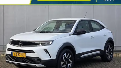 Wit Gebruikt 2023 Opel Mokka-e Elegance SUV | € 20.935 (Eerlijke prijs)