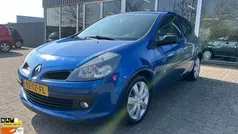 Gebruikt 2007 Renault Clio II Extreme Hatchback | € 1.950 (Eerlijke prijs)