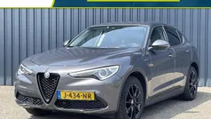 Grijs, metallic lak Gebruikt 2020 Alfa Romeo Stelvio Super SUV | € 37.840 (Goede deal)