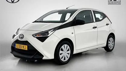 Gebruikt 2021 Toyota Aygo Hatchback | € 11.745 (Eerlijke prijs)