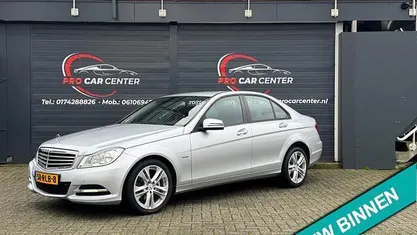 Grijs (metallic) Occasion 2011 Mercedes C200 Business Sedan | € 10.499 (Eerlijke prijs)