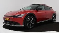 Rood metallic Gebruikt 2022 Kia EV6 4 SUV | € 34.940 (Eerlijke prijs)