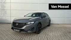 Grijs Gebruikt 2024 Peugeot e-308 Style Hatchback | € 30.935 (Eerlijke prijs)