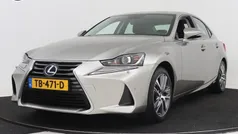 Gebruikt 2018 Lexus IS300h Business Edition Sedan | € 24.450 (Eerlijke prijs)